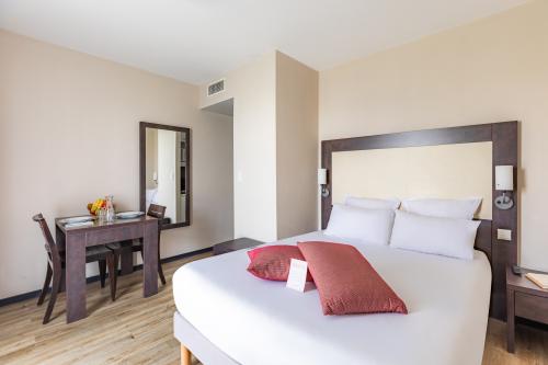 Appart'City Confort Nantes Ouest Saint Herblain