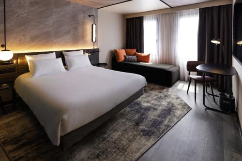 Novotel Paris Suresnes Longchamp