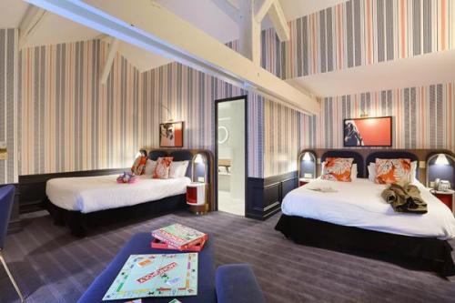 Hotel Le Cheval Blanc Paris (Marne-La-Vallee) Hotel Le Cheval Blanc Paris (Marne-La-Vallee)