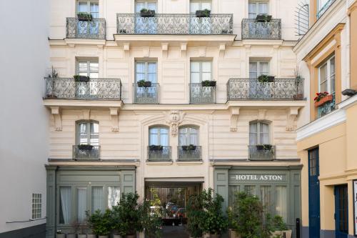 Aston Hôtel