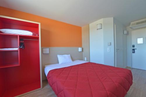 HOTEL PREMIERE CLASSE REIMS NORD BETHENY**