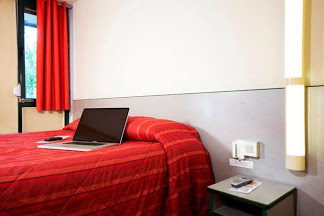 HOTEL PREMIERE CLASSE BEAUVAIS HOTEL PREMIERE CLASSE BEAUVAIS