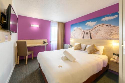 BRIT HOTEL CONFORT CAMBRAI BRIT HOTEL CONFORT CAMBRAI